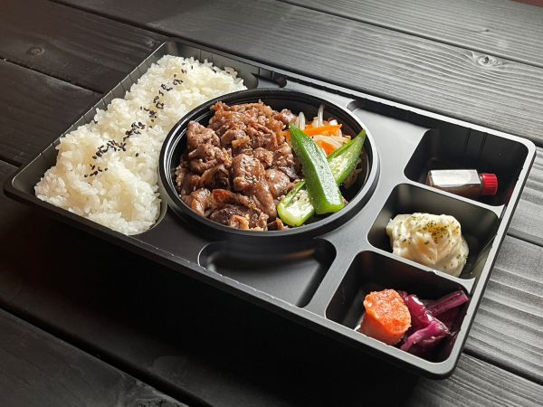 【温まる容器】小倉牛安愚楽焼肉弁当