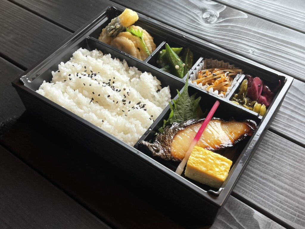 銀鱈の西京焼き御膳